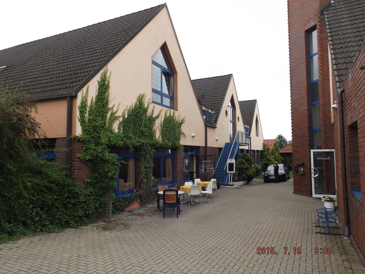 Hotel Ziegenkrug Schweriner Tor Pampow Exterior foto