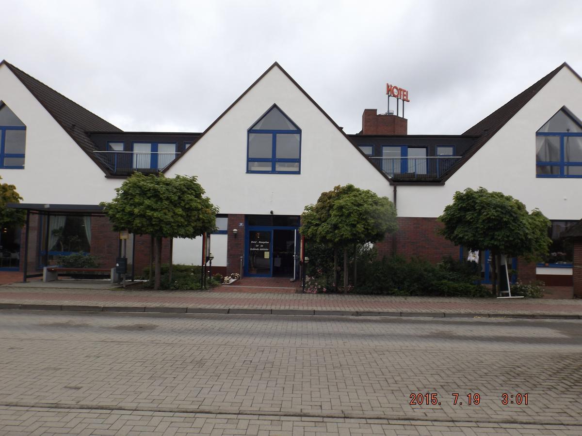Hotel Ziegenkrug Schweriner Tor Pampow Exterior foto
